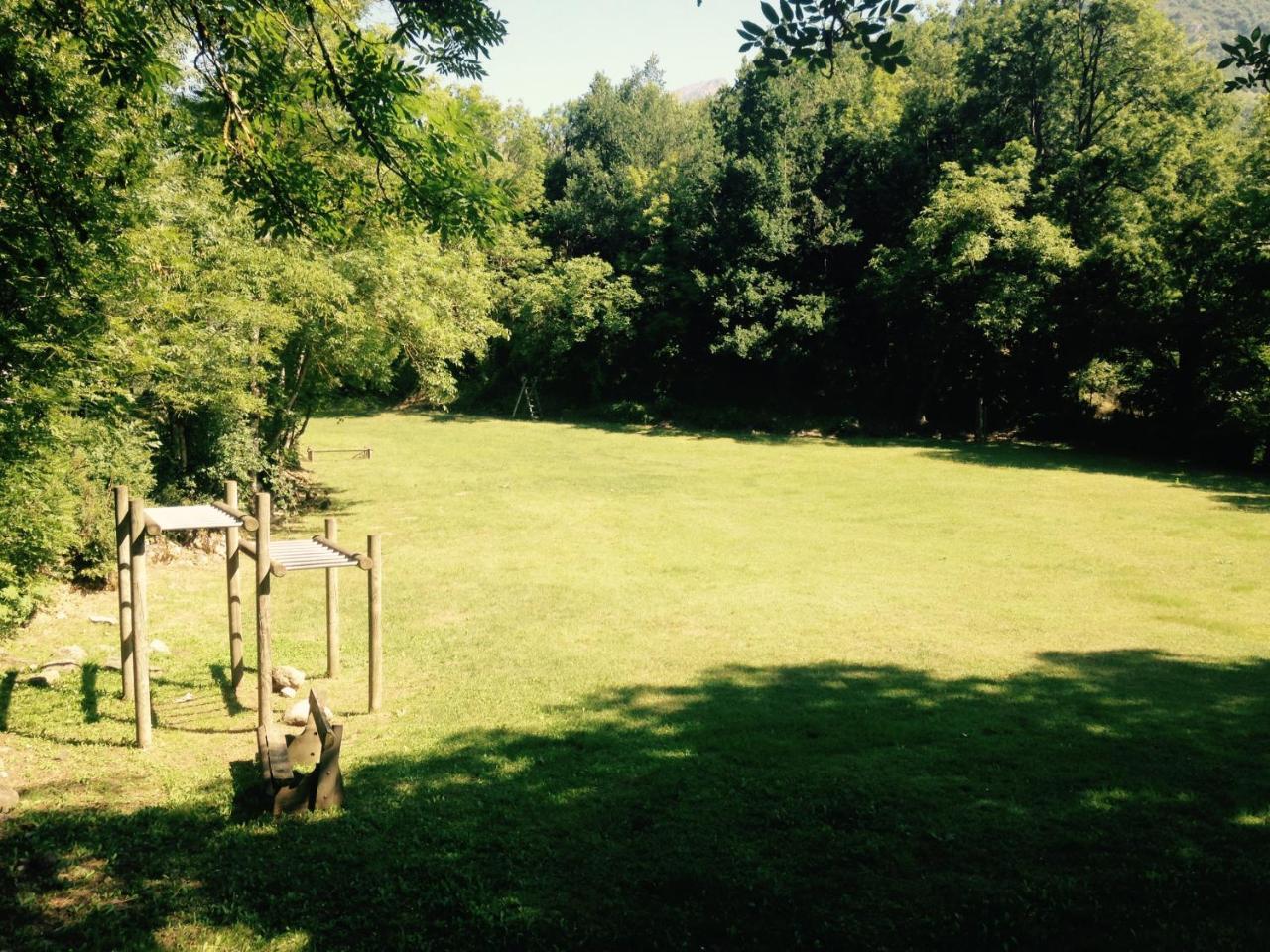 Camping Le Castella Luzenac Esterno foto